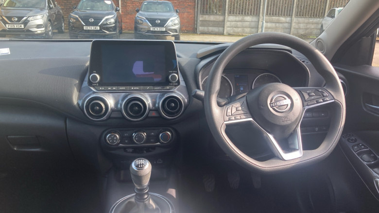 Nissan Juke 1.0 DiG-T 114 Acenta 5dr Petrol Hatchback